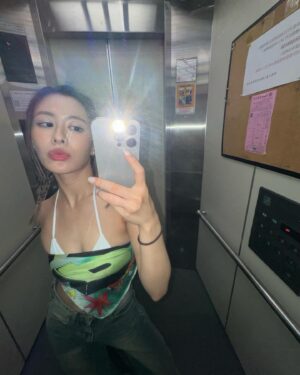 Shiny Yao Instagram - music is my remedy