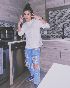 Shiva Pishdad Instagram - Only thing they can take from me is notes 📝