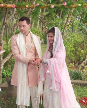 Shivani Ghai Instagram - I’d love to say our wedding day was the best day of my life, but what our pictures don’t show is that ours was a full on comedy of errors. (A story for another time). However on that beautiful mess of a day, I made the best decision of my life. 
5 years later I still think I hit the jackpot. ♥️
Happy anniversary @tykeogh 
#weddingtruths