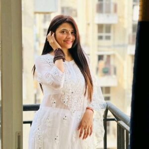 Shivanya Mehrara Instagram - #jaishreeram #harharmahadevॐ #sendingpositivevibes #sanatan #instareelsindia❤️
