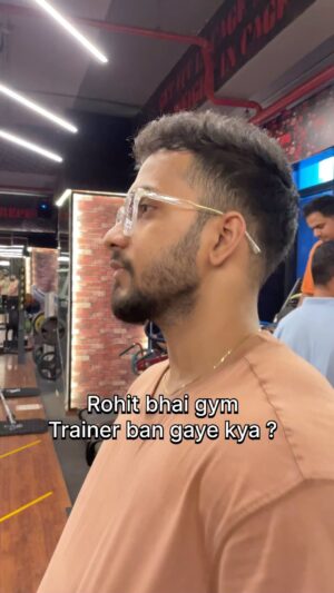 Shivanya Mehrara Instagram - Every desi gym trainer looks like this😅💯
#reelsinstagram #reels #comedy #memes #viral #explore #motivation #funny