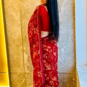 Shivanya Mehrara Instagram - Happy Sankranti to you all
#festival #harekrishna🙏 #harharmahadevॐ #snatan #instareelsindia❤️ #trendingreels #village #viralreels