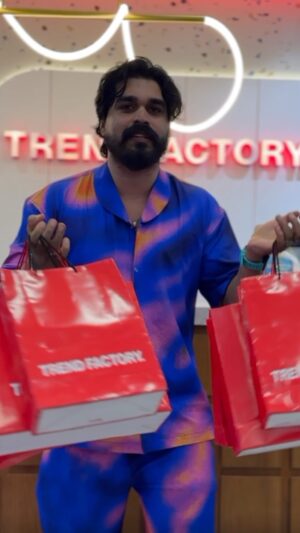 Shiyas Kareem Instagram - @trendfactory_perinthalmanna 
📍Perinthalmanna 

Thank you @shiyaskareem Kka 
For Visiting TREND FACTORY❤️