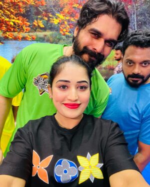 Shiyas Kareem Instagram - Star Magic family ❤️ @sumeshchandran49 @shiyaskareem @chilankasdeedu @binuadimali @nelsonsooranadu @ullaspandalamofficial @sreevidya__mullachery @jishinmohan_s_k @saranya_visakh_here @devi._.nanda. #star #starmagic #starmagic2024 
#actresses #fyp #celibraty #tamarpadar #anumol #shiyaskareem #binuadimali #sumesh #sreevidyamullachery #nelson