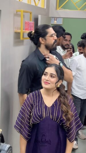 Shiyas Kareem Instagram - INAUGURATION CEREMONY @aura_makeover_studio  CHIEF GUEST : @shiyaskareem @anumol_rs_karthu_  EVENT: @malabar_ad_media  LIGHT & SOUNDS @brothers_sounds_