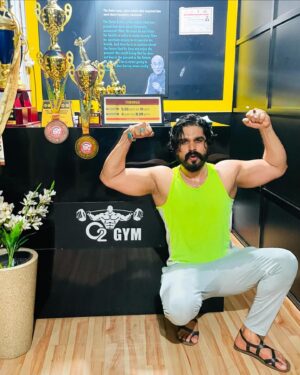Shiyas Kareem Instagram - Strive for progress, not perfection 🗿
.
.
__________________________________________
#gym #workout #change #fitness #hrx #motivation #alhamdulillah