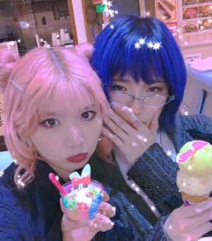 Shizu Mizuno Instagram - アリスと放課後♡DAtE♡倶楽部♡♡♡🍨💸🎡🗼🐇💖