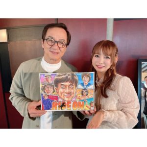Shoko Nakagawa Instagram - ジャッキーチェン様と10年ぶりにお会いできました！！！本当に生きててよかった！！！

イラストをプレゼントしました！
ずっとずっと優しくて本当に幸せでした！
また会える日まで頑張ります！！

#ジャッキーチェン 
#ライドオン #RIDEON
#舞台挨拶 #映画 
#中川翔子 #しょこたん