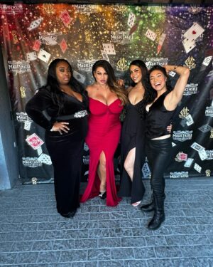 Shontae Saldana Instagram - “Make sure you go where you feel loved, appreciated, respected, and magical. Always know your worth, Queens!”
-Taesty D!
•
Big thank you to my magical friend @hollywoodmagicmaker 🪄 for the invite to my most favoritest place on the planet @magiccastlehollywood 🏰 Shoutout to my beautiful dates for always bringing the beauty and the best vibes eva @thesamanthamack_ @vain_vixen_makeup @horrorguerrero 💋 MRS. STEAL YO GURL available on all platforms 🎵 
•
#mrsstealyogurl #newartist #fridayvibes #healthandfitness #healthandfitnessjourney #boxer #girlswholift #girlswhofight #mentalhealthawareness #loveyourbody #ﬁtness #fitnessmotivation #fitlifestyle #healthymindset #positivityquotes #spirituality #motivationquotes #inspirationalquotes #foryoupage #selflovequotes #workoutmotivation #newsong #magiccastle #blessedlife #gratitude #magictricks #beautifulgirls #90music #manifestation #blessedbe