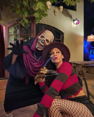 Shontae Saldana Instagram - “Wake up! You should only choose what chooses you. Know your worth… and never sleep again.”
-Taesty D!
•
Thank you @mccrackenmixes for doin’ ma face 😜🔥🔪 Y’all be safe out there this weekend!
•
#freddykrueger #horror #freddyscomingforyou #dream #scary #halloween #october #halloweenparty #party #shots #trending #nightmareonelmstreet #beautiful #mua #makeup #specialeffects #knife #knives #happy #happiness #costume #costumeparty #hot #love #inspiration #motivation #latina #movie #scarymovie #trendingnow