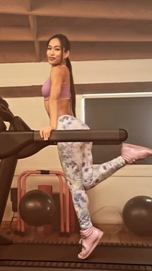 Shontae Saldana Instagram - Who’s got that #KarateBody ?? 💪🏽🫦

#Hotwheels ❤️‍🔥🧚🏼‍♀️ off wheels 😜

The only time you’ll catch me in a #gymrat is because #rapper #artist @iamtaestydanger lured me there! 🤣

Check out her #instagram and @youtube for the full #MusicVideo !

#workout #twerkout #workoutmotivation #workhardplayhard #instafunny #instafun #instamood

#dancer #dancing #actor #acting #playtime #playtimefuntime 

#director @joshmoreland 
#producer Josh Minyard