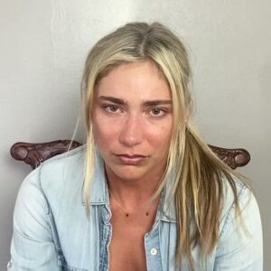 Shoshana Bush Instagram - I told my dad I wanted to quit acting and he said I was crazy. The truth is, it’s a hard life to sustain while keeping your mental health stable and strong. These are glimpses of auditions I’ve either never heard back from, went as straight offers to celebrities, or spent $250 on a 1 hr coaching to then be told the project is shelved. Some of these have no one in the room and I’m making eye contact with a wall I’m supposed to have chemistry with, while others I’ve had less than 24hrs to prepare with 12 pages of sides. And there are certainly the ones Ive had enough time with, did a proud job doing and I just wasn’t the one. It’s fucking tough guys. So really this is a nod to my fellow actors that keep being told no and are doing great work and just haven’t had their shot. I’m grateful I get to have fun bringing these characters to life as my job and shout out to my boys @ajuliomacias @mr_georgeelliott @brandonxhowell @petepoznanski @jared_schwartz_50 and my girl @ashleyelainewilson who put me on tape and who have dealt with my neuroses to get the perfect take. I love you guys so much. And to all the characters I’ve brought to life and had to let go. I love you too…even if I got to be in your shoes for just a moment. 🎭