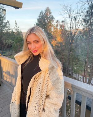 Shoshana Bush Instagram - Country cozy