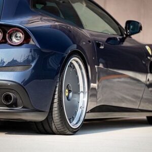 Shota Matsuda Instagram - Happy birthday to me🫡🎁
Thank you @bond.iimura @hre_wheels 
One of my dream came true🏁