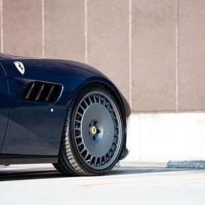 Shota Matsuda Instagram - Happy birthday to me🫡🎁
Thank you @bond.iimura @hre_wheels 
One of my dream came true🏁