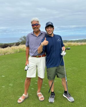 Shota Nakajima Instagram - Golfing with dad with the ☀️ out ⛳️

It’s been a while since a vacation like this and excited for a few more days of chillaxing 🏝️ 

#hawaii #Vacation