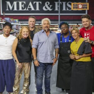 Shota Nakajima Instagram - I’m back on GGG tonight at 9pm! Catch me, @tiffanifaison and @chefmarcmurphy judging a fun relay competition between a team of past GGG winners and a team of some of my fellow GGG judges - @chfshirleychung, @chefaaronmay, and @chefdphillips
 
The winning team will get to go on a shopping spree for up to $15,000! See you there!

#GroceryGames @foodnetwork