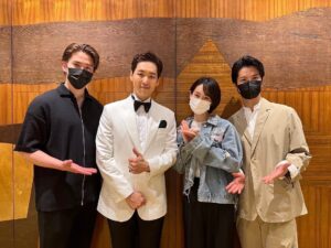 Shouma Kai Instagram - 韓国のミュージカルスター
KAIさんのリサイタルへ行ってきました！！

日本でこの素晴らしい歌声を聴けるなんて。。
セットリストも最高すぎました。
アンコールでは思わずガッツポーズしてしまいました。笑

イ・ボムジェさん
@leebeomjae 
のピアノも素晴らしかったなぁ。

なんと終演後にはご挨拶もさせて頂きました！！
ミュージカルをキッカケに国際的な交流ができてとっても嬉しいです☺️

至福のひと時でした。

#KAI さん
#田代万里生 さん
#愛希れいか さん　と📸