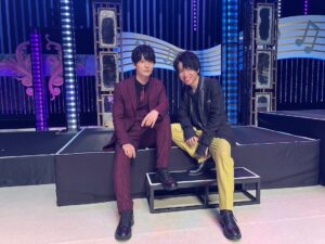 Shoya Chiba Instagram - カラソニお疲れ様でした！

2ndシーズンの絆(？)が沢山出せた1日でした〜

梅原さんと作り上げたドラマと「群青」は忘れません！
#カラソニ
#梅原裕一郎 
#千葉翔也
#パルテノン多摩