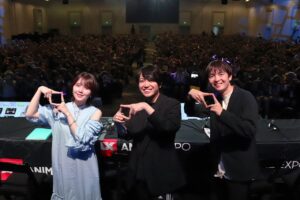 Shoya Chiba Instagram - Thank you Anime EXPO!!🟦
BLUE BOX PANEL was a space full of love!🟦

#アニメエキスポ
#人生初　
#サンキューロサンゼルス
#アオのハコ
#2000人近くの人とアオハコポーズ
#放送は10月から

#捕まえた浦くん
#恋しまもありがとう
#animeexpo