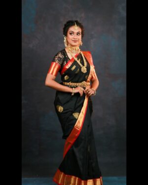 Shruthi Narayanan Instagram - ✨️🧿

MAU: @valenteena_makeoverartist 
Saree & Blouse: @charuclothingstore 
Jewels: @gold_copy1486 
Photography: @blackanbluephotography 
Studio: @storksstudio 

#bridalmakeup #bridalphotoshoot #model #shruthinarayanan #vidhya #vijaytelevision #explorepage #fyp #trendingreels #trending