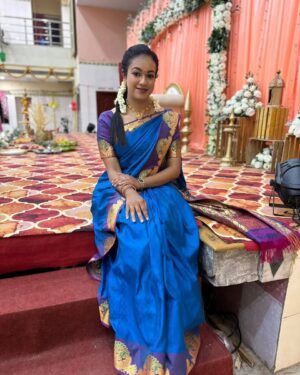 Shruthi Narayanan Instagram - Vidhya from the recent sets of Siragadikka Aasai, Totally in love with this saree and neck piece.

#kanmani #guna #trending #influencer #instamodels #sareelove #actress #vidhya #vijaytvserial #siragadikkaaasai #shruthinarayanan