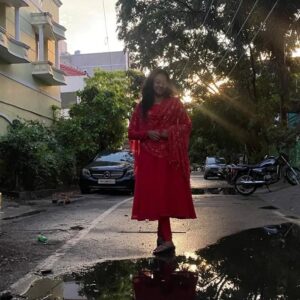 Shruthi Narayanan Instagram - Let's open Chapter 23 together 🫰🧚‍♂️
Cheers to another year of being myself ❤️🤪
.
.
Special Thanks to each and everyone for wishing me...
.
.
#birthday #birthdaygirl #happy23rdbirthday #shruthinarayanan #vijaytelevision #vidhya #siragadikkaaasaiserialvijaytv #siragadikkaaasai #explorepage #trending #fyp