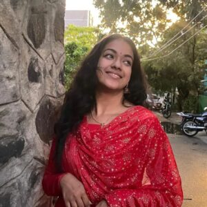 Shruthi Narayanan Instagram - Let's open Chapter 23 together 🫰🧚‍♂️
Cheers to another year of being myself ❤️🤪
.
.
Special Thanks to each and everyone for wishing me...
.
.
#birthday #birthdaygirl #happy23rdbirthday #shruthinarayanan #vijaytelevision #vidhya #siragadikkaaasaiserialvijaytv #siragadikkaaasai #explorepage #trending #fyp