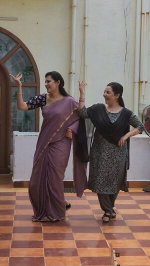 Shruthi Raj Instagram - Dance is our kind of therapy🥰🥰🥰