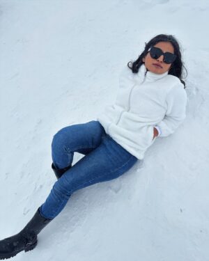 Shubhangi Tambale Instagram - Living my Heidi fantasy in the Swiss Alps ❄️ 🇨🇭 🏔️

Last picture is me calling out for help 😆

#switzerland #switzerland🇨🇭 #europe #europetour #switzerland_vacations #snow #snowday #mountain #bestvacations