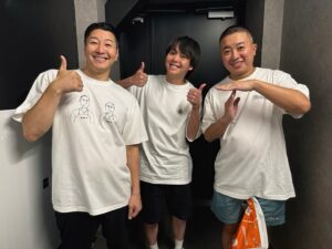 Shun Matsuo Instagram - 🤣🤣
#BLOOM
#今回も
#子供から大人まで
#ずっと笑ってました
#平和空間
#白T

#ありぐらむ