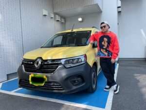 Shun Matsuo Instagram - やっと乗り慣れてきたよー
カングー
愛着湧いてきたよー
カングー
@renault_japon 
#ルノーカングー
#ルノージャポン