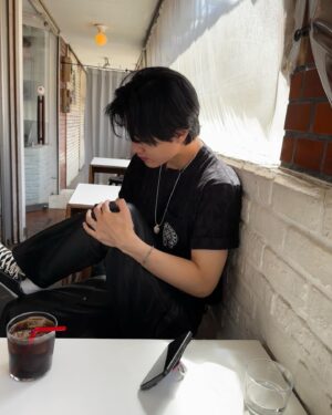 Shunsuke Takeuchi Instagram -   ☕️  
#chromehearts
