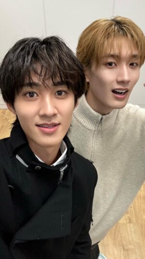 Shunta Sono Instagram - やわしゅんBFF🧺🧦🧶