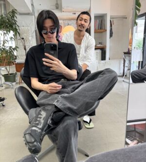 Shuntaro Yanagi Instagram - 💇‍♂️