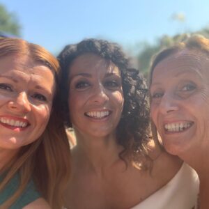 Sian Gibson Instagram - The most beautiful bride and most beautiful wedding @nadineals !! ❤️❤️❤️ Handy hint - Prosecco, sun and Spanx do not mix! 🤢