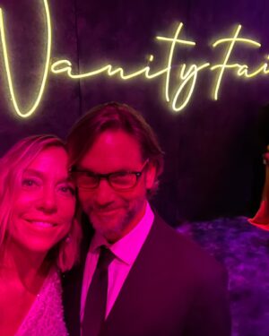 Siân Heder Instagram - So much fun at the #vanityfair party. Last year I didn’t make it there until 2am and all I remember was wolfing down and an In-N-Out burger and accidentally leaving my Oscar in a flower bed. This year was much more civilized. My favorite moment was running into @daniebb3 - how far we have both come since season one of Orange is the New Black - I love this woman. And Marlee and I both covered in feathers. Thank you @juliedelibran for the beautiful look. @ireneneuwirth for the jewelry. And @edmondalison @christianmarc and @kelawong for getting me off the couch and out for such a great night.