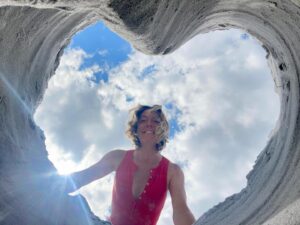 Siân Heder Instagram - Heart hole. ❤️ #gloucester