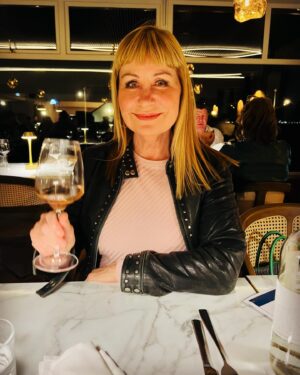 Siân Lloyd Instagram - To the opening night of the swish and delish @rok_mumbles in beautiful Bracelet Bay. I went retro with fillet steak & chips and a Knickerbocker Glory. Joyous! 😋 #steak #chips #icecream #location #views #mumbles #classy #delish
