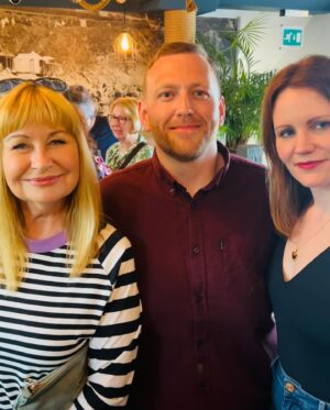 Siân Lloyd Instagram - Hoping these pictures convey the charm and warmth of the launch @langlandsbrasserie of Gŵyr Langland by @thegowergincompany and the creation of @craigjonesdesigns 🍸We’re all so proud that we have our very own Langland Gin, complete with the signature ever so cute beach huts. Bravo Craig and all at The Gower Gin Company in Port Eynon👏 Great to catch up with lovelies @chrishowellsmakeup & hub @jamricuk & @fenssecretkitchen ( penblwydd hapus birthday Fen 🎂 ) And Michelin Chef extraordinaire @hgchef1 A lovely Langland night 🌅 #gin #new #launch #party #smallbusiness #vocalforlocal #micro #distillery #supportsmallbusiness