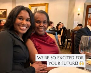 Sibil Fox Richardson Instagram - •| D R • C O R I N T H I A • W |•

We are so proud of you, @corinthiaw! 🎓👏 Congratulations on graduating from Harvard! Your hard work and dedication have paid off, and we can’t wait to see all the amazing things you’ll achieve. 🍾🌟 Keep shining my dear! 
We love youuuuuu 🖤🖤🖤

#Periodontist #HarvardGrad #ProudFamily #FamilyisEverything #FoxandRob