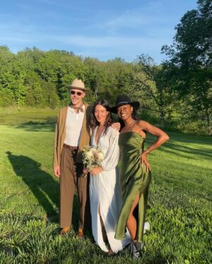 Sibongile Mlambo Instagram - Hello Missouri!!! 

I got to witness my dear friend @freshfreckles marry @dirkmai in such a serene ceremony, surrounded by nature 💚💚💚

It was my first trip to the Midwest and the days spent on the ranch felt like a complete cultural immersion. 

Ok, America! 🇺🇸🇺🇸🇺🇸

#ranchlife #missouri #adventure #midwest #wedding #bliss #nature #crawfish #seafood #summer #usa