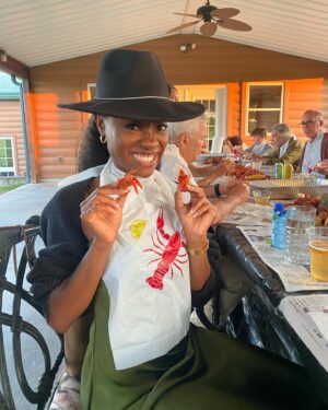 Sibongile Mlambo Instagram - Hello Missouri!!! 

I got to witness my dear friend @freshfreckles marry @dirkmai in such a serene ceremony, surrounded by nature 💚💚💚

It was my first trip to the Midwest and the days spent on the ranch felt like a complete cultural immersion. 

Ok, America! 🇺🇸🇺🇸🇺🇸

#ranchlife #missouri #adventure #midwest #wedding #bliss #nature #crawfish #seafood #summer #usa