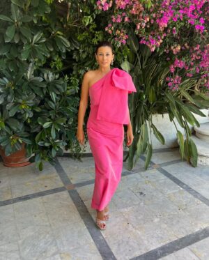 Sibylla Deen Instagram - The most beautiful wedding 💒 @bambievans and the most beautiful dress. Thank you @bernadetteantwerp @piaaungstylist. It’s official, I’m back drinking espresso and I’m Italian. 🩷🍋☕️