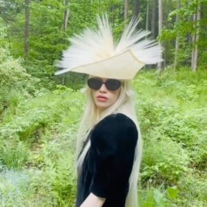 Sideara St. Claire Instagram - The Wheat Hat 🌾✨ For @worldofmyownnyc’s Metamorphosis runway show 🤍 Was exploring feather alternatives and realized that dried plants have similar qualities… need to take this further because there’s so many more plants I’ve seen since that I want to turn into hats, and I’d like to find ways to make them stronger, but really happy with how this turned out 🎂 had to do small sections at a time over the course of a few days. Would love to make another as a custom for someone local (NYC)