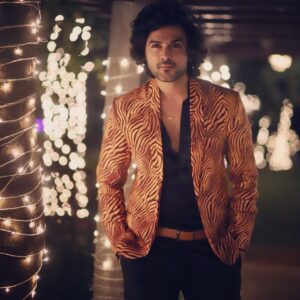 Sidhu Jonnalagadda Instagram - Thank you , for the wishes , for the love , houseful boards and for making #djtillu such a craze. I m not big on birthdays but this time i celebrated because #djtillu was the gift. With 3 more days to go i m  shitting bricks but i m going to act cool and post pictures in a tiger print jacket and feel like one ! 
Gratitude ! 

@sitharaentertainments 
@k13vimal 
@mounagummadi