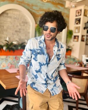 Sidhu Jonnalagadda Instagram - I hate clicking pictures ! but i love writing captions ! 

clicked by @vrindaprasad
