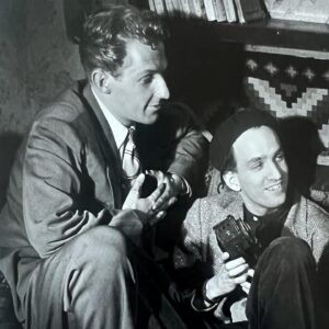 Sigge Eklund Instagram - I SOMMAR I P1 IDAG försöker jag gå till botten med min släkts största mysterium. Tack Bengt Eklund, Ingmar Bergman, Fylgia Zadig och Lena Endre. Och särskilt tack till Alex Schulman som producerat!!