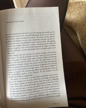 Sigrid ten Napel Instagram - ‘Toen ik werd geboren, bestond er geen benaming voor wat ik was. Ze noemden me nimf, in de veronderstelling dat ik net zo zou zijn als mijn moeder, tantes en duizend nichtjes.’