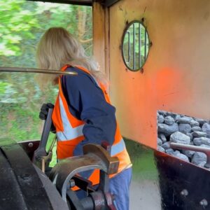 Sigurbjörg Alma Ingólfsdóttir Instagram - The first story I’ve presented for the @bbctheoneshow with @chalkproductionstv is on tonight at 7:10pm on BBC TWO! We spent the most delightful two days down in Devon talking to the wonderful and passionate volunteers of the Plym Valley Railway as they formally acquired their own steam engine ‘Albert’ after having pulled together as a community to fundraise for it. I even got to drive Albert, 28 weeks pregnant! That’s a story I’ll tell my little boy one day 🩵 @plymrail is such a lovely place, filled with kind and generous people who have now secured the magic of steam for future generations to experience! 🚂 I highly recommend a visit if you are heading to Devon! #trains #heritage #steamtrains #steamengine #devon #plymouth #presenter #bbconeshow #trainenthusiast #heritagerailway #railways